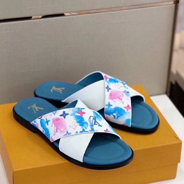 DÉP LOUIS VUITTON MONOGRAM TRIANGLE SLIPPER