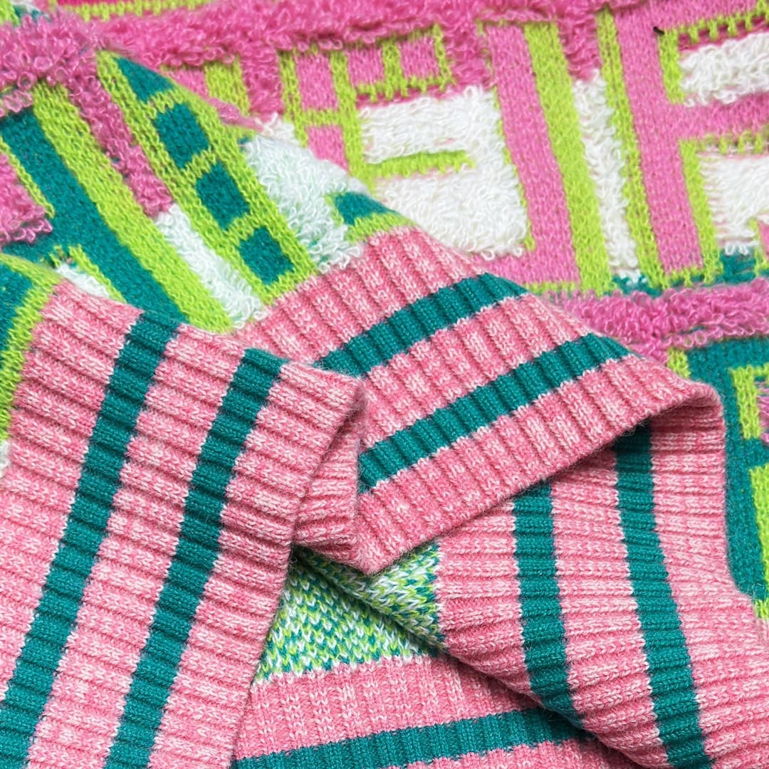 ÁO FENDI Cashmere Green and Pink Sweater