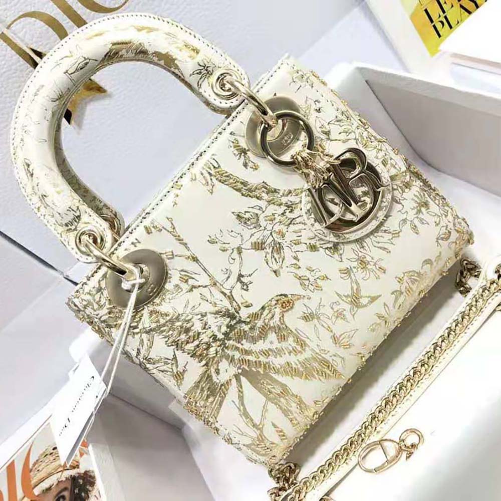 TÚI Christian Dior  Dior Bag White Calfskin with Gold-Tone Printed and Bead-Embroidered Dior Jardin D’Hiver Motif
