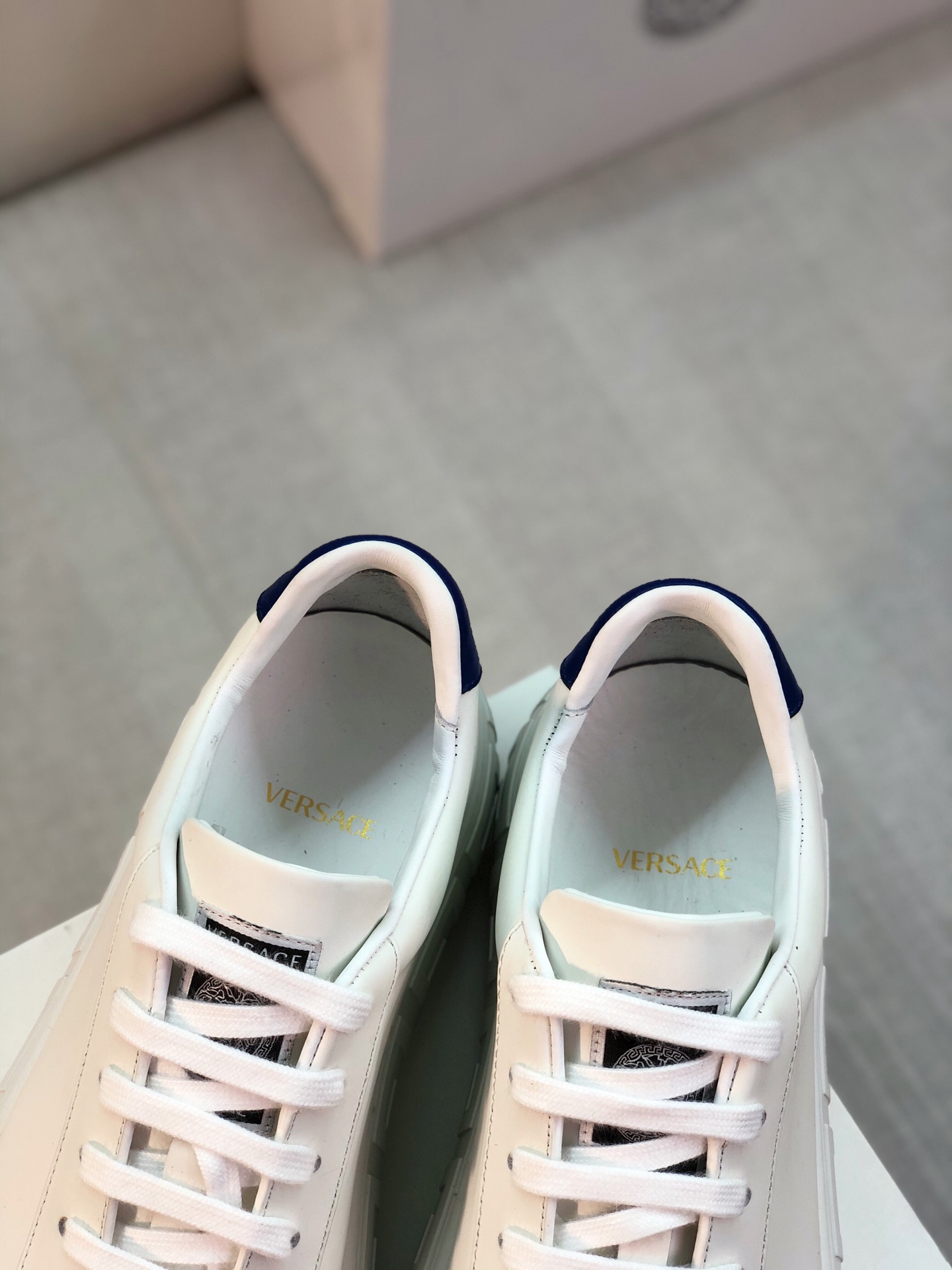 GIÀY VERSACE GRECA SNEAKERS
