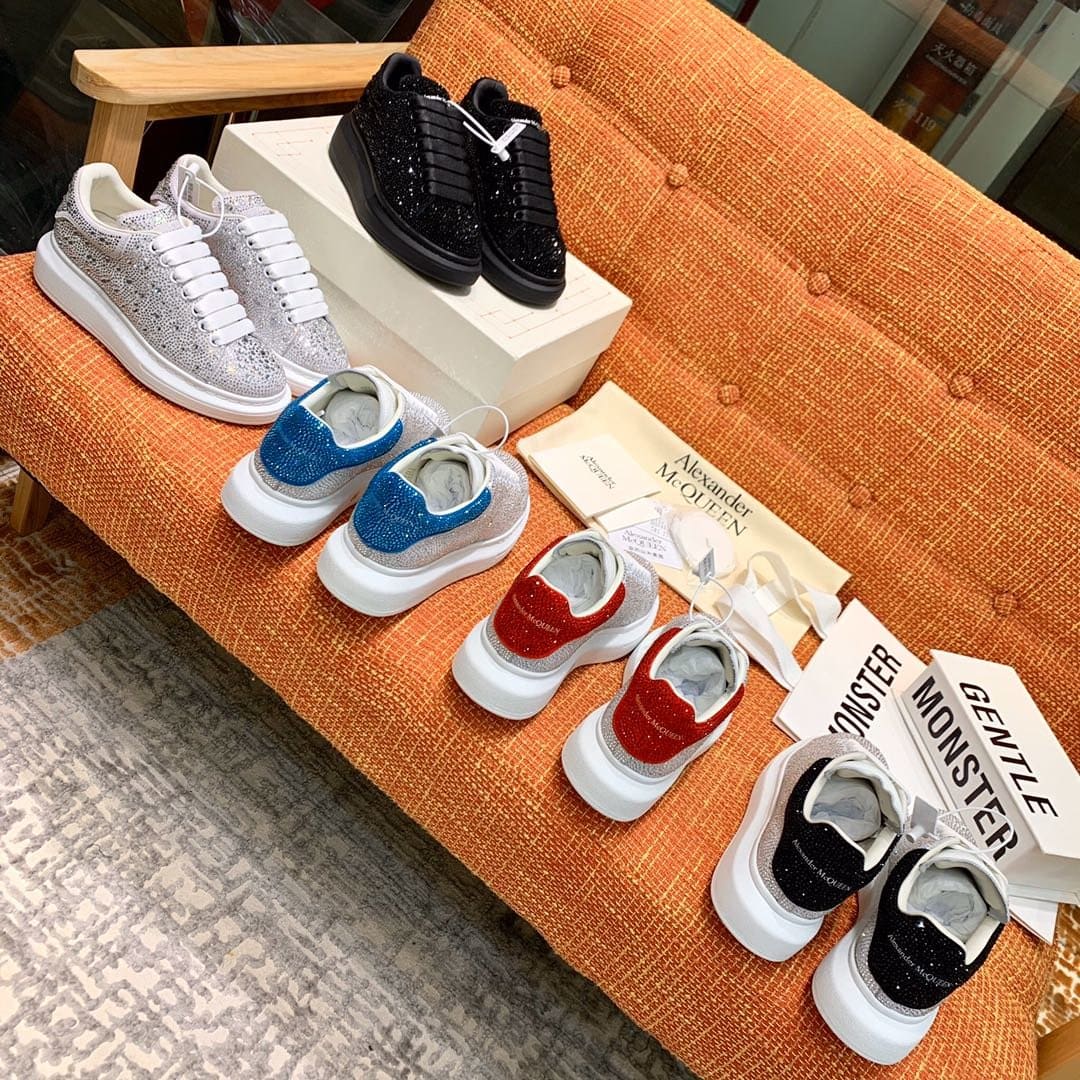 GIÀY ALEXANDER MCQUEEN SNEAKERS SHOES AAA UNISEX NAM VÀ NỮ KIM CƯƠNG DA BÊ HẢO HẠNG