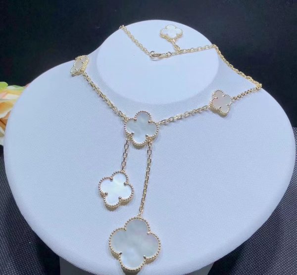 Vòng cổ Van Cleef & Arpels Magic Alhambra 6 Motif Xà cừ vàng hồng 18K