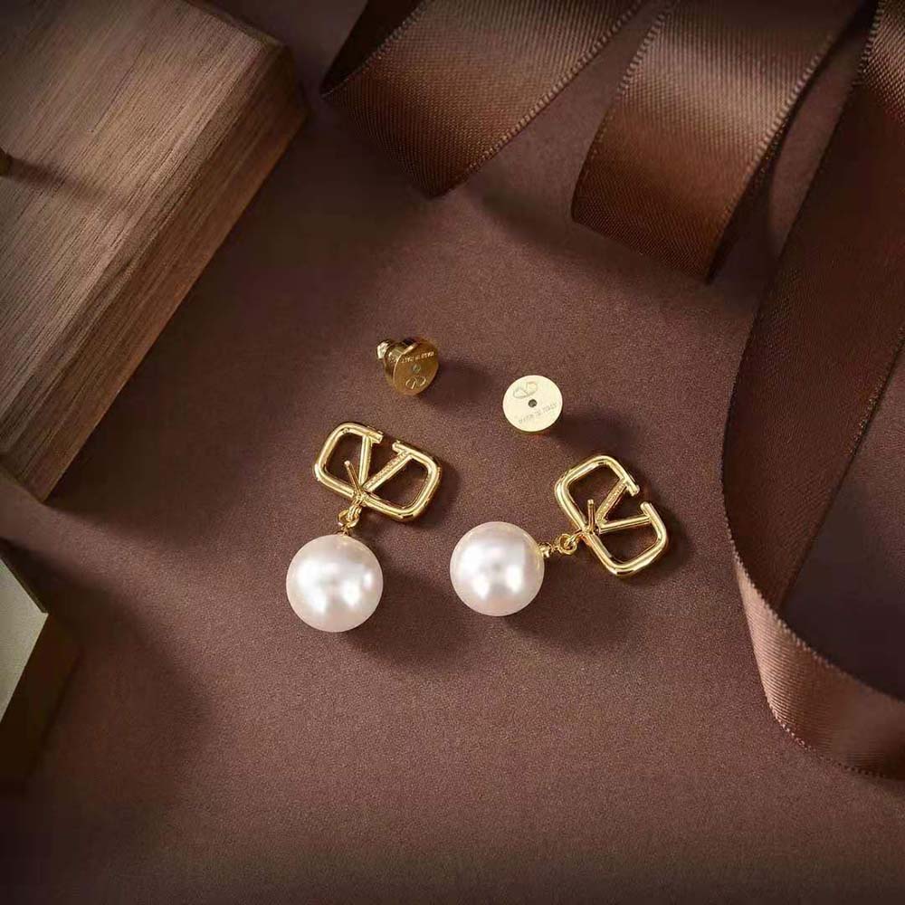 BÔNG TAI Valentino Women Vlogo Signature Earrings with Swarovski Pearls