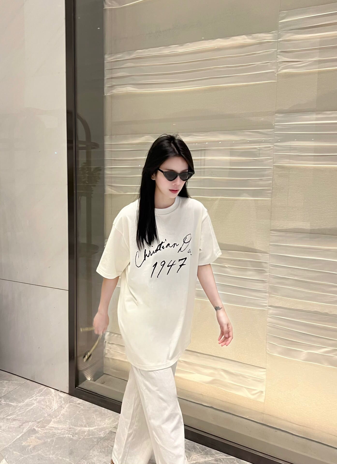 ÁO DIOR T SHIRT MÀU TRẮNG UNISEX