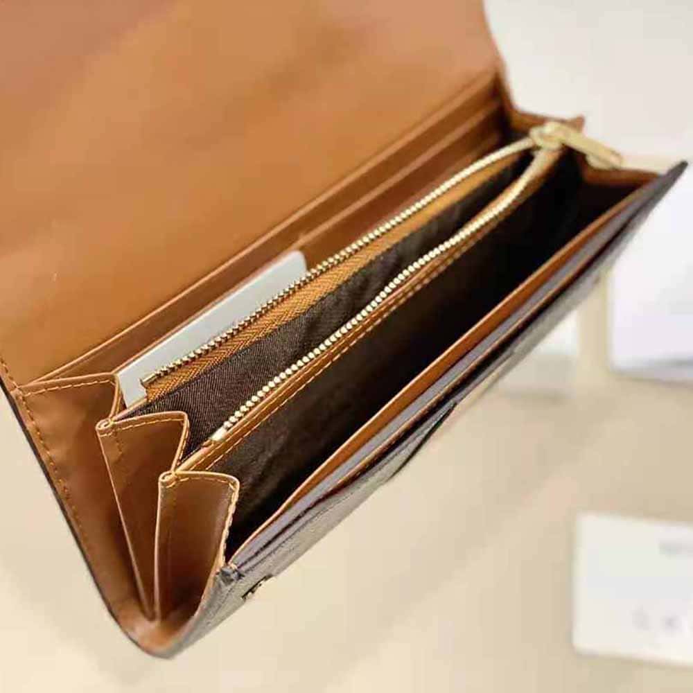 VÍ CELINE Large Flap Wallet in Triomphe Canvas and Lambskin