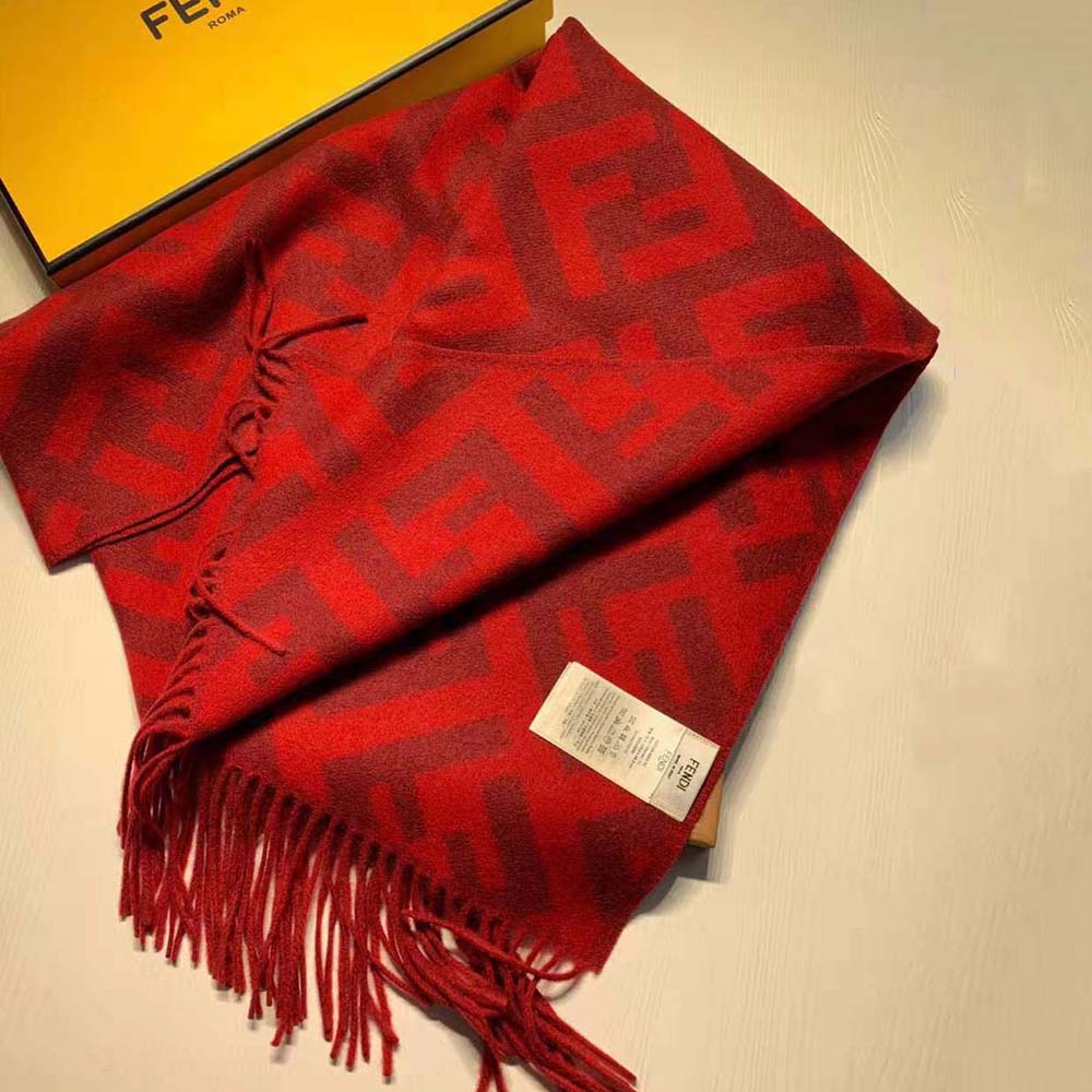 KHĂN Fendi Women Long Scarf with Fringed Edges-Red