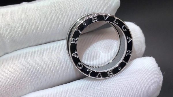 Nhẫn BVLGARI B.Zero1 gốm đen vàng trắng 18K