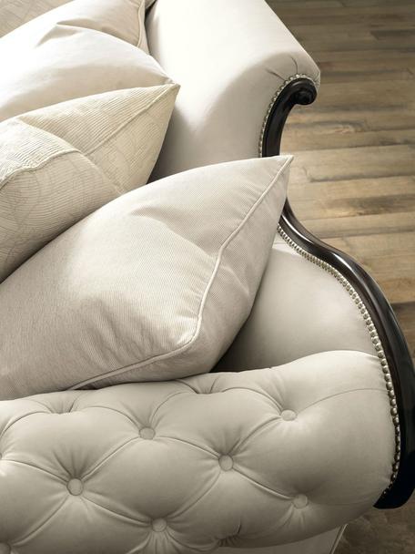 SOFA DA METROPOLITANO EVERLY SOFA