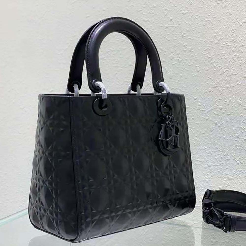 TÚI Dior Women Medium Lady Dior Bag Black Cannage Calfskin with Diamond Motif