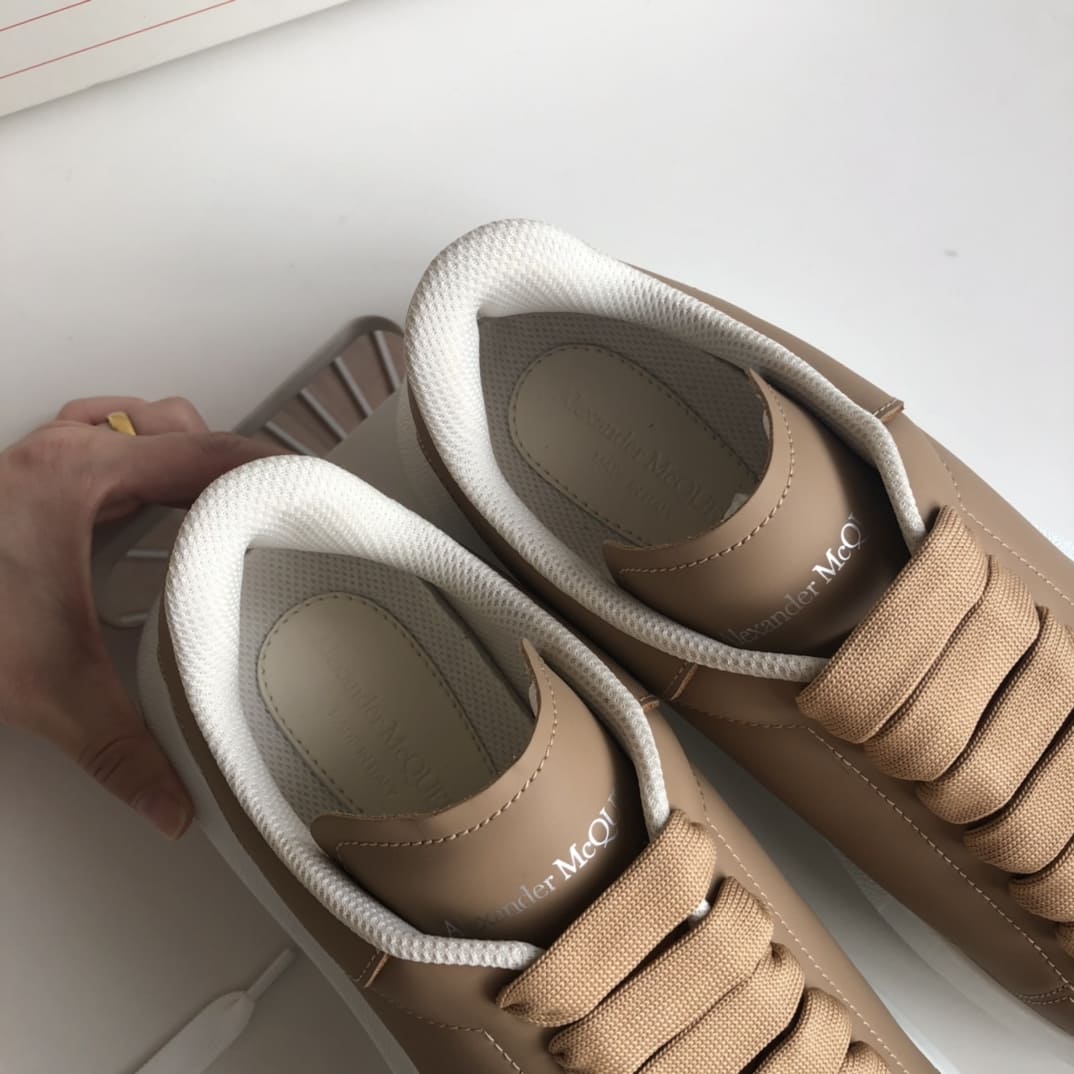 GIÀY ALEXANDER MCQUEEN SNEAKERS SHOES AAA UNISEX NAM VÀ NỮ DA BÊ HẢO HẠNG