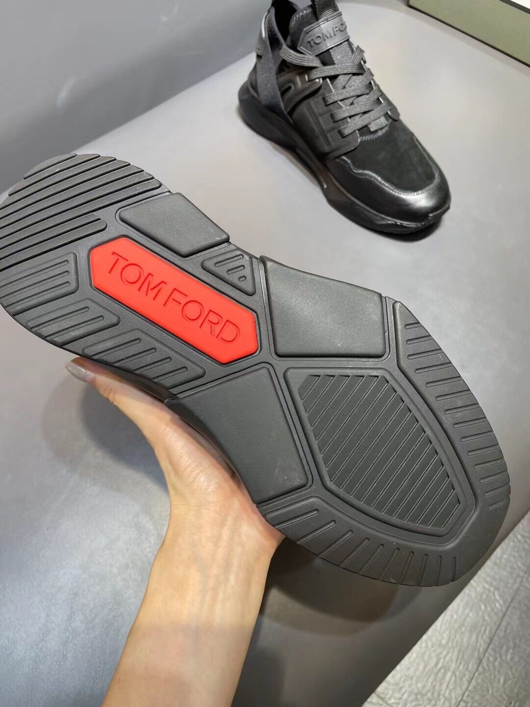 GIÀY TOM FORD TF BLACK SUEDE SNEAKER SHOES AAA