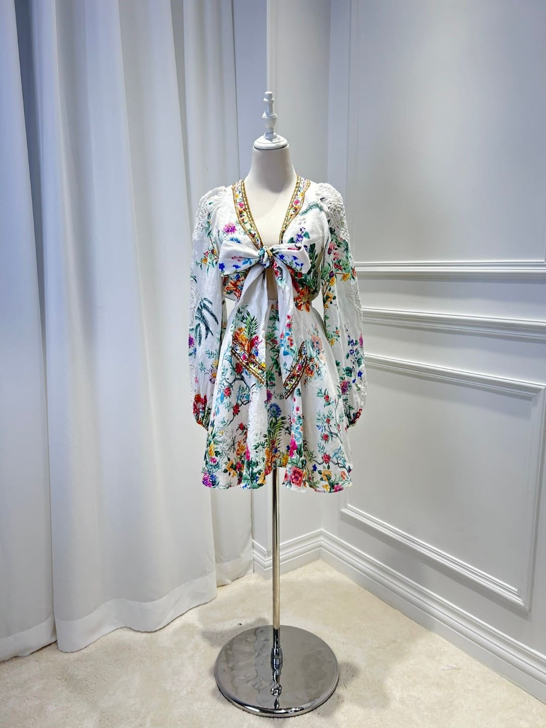 VÁY CAMILLA V NECK COLORFUL FLOWER MID DRESS High Classy