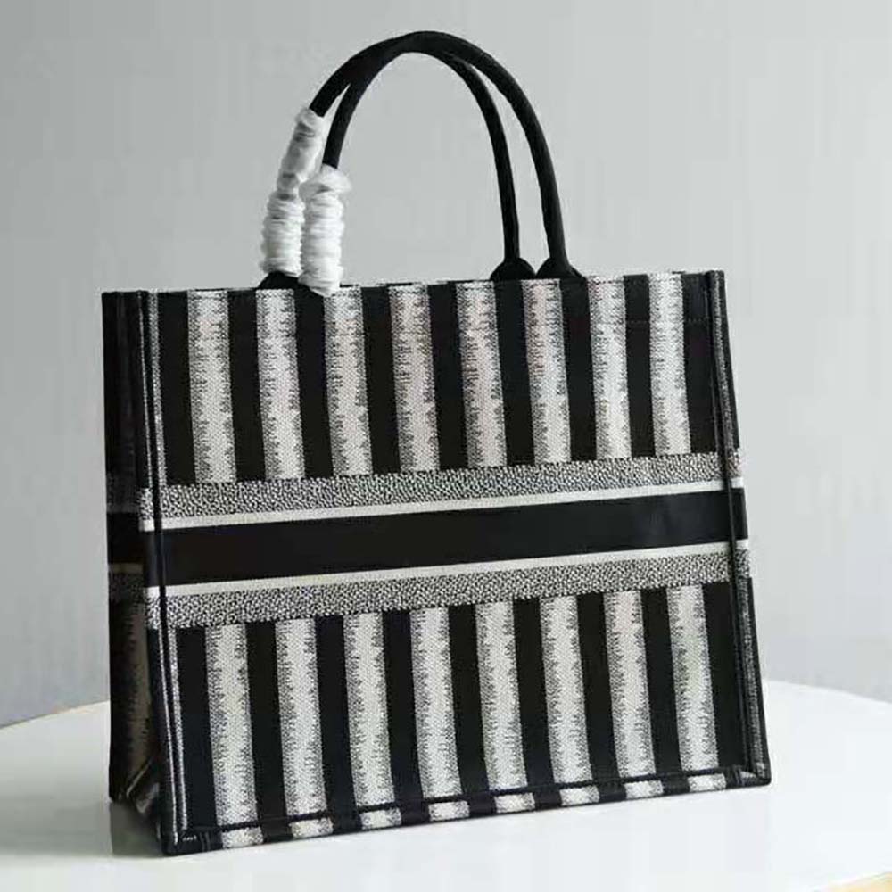 TÚI Dior Women Dior Book Tote Blue D-Stripes Embroidery