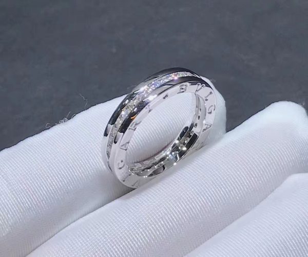 Nhẫn BVLGARI B.zero1 kim cương vàng trắng 18K
