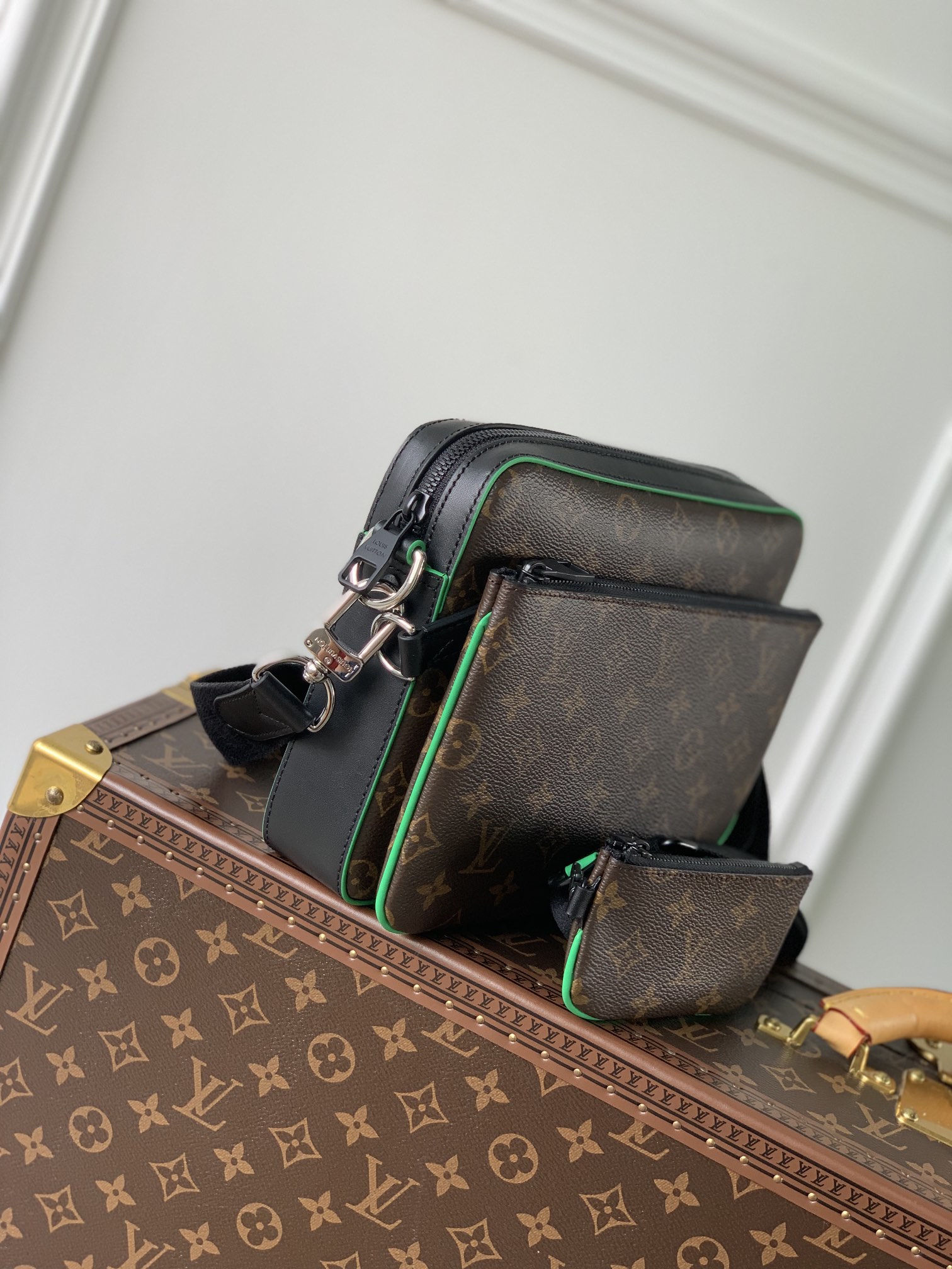 TÚI LOUIS VUITTON Trio Monogram Macassar Virgil Abloh Messenger Bag