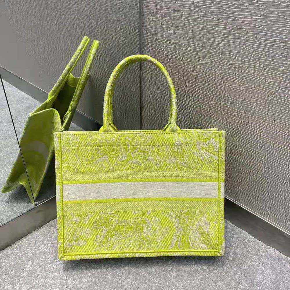 Túi Nữ Dior Medium Book Tote Metallic Green Brocart M1296ZRWGM86E LUXITY #75 Túi Nữ Dior Medium Book Tote Metallic Green Brocart M1296ZRWGM86E LUXITY