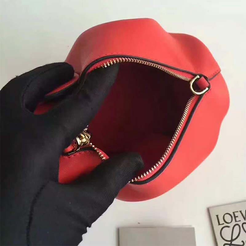 TÚI LOEWE Elephant bằng da bê màu đỏ