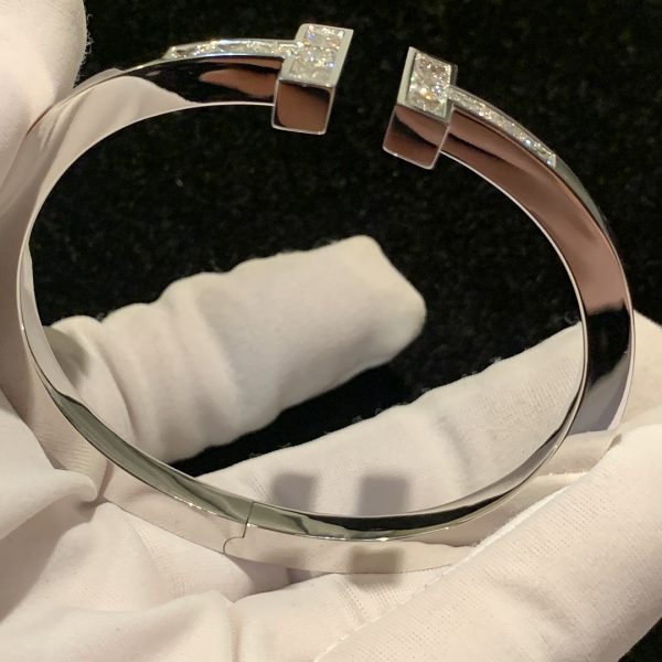 Vòng tay Tiffany & Co T Diamond kim cương vàng trắng 18K