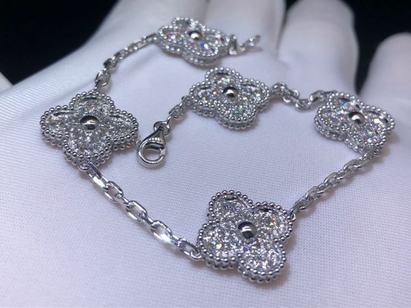 Vòng cổ Van Cleef & Arpels Vintage Alhambra 5 Motif vàng trắng 18K