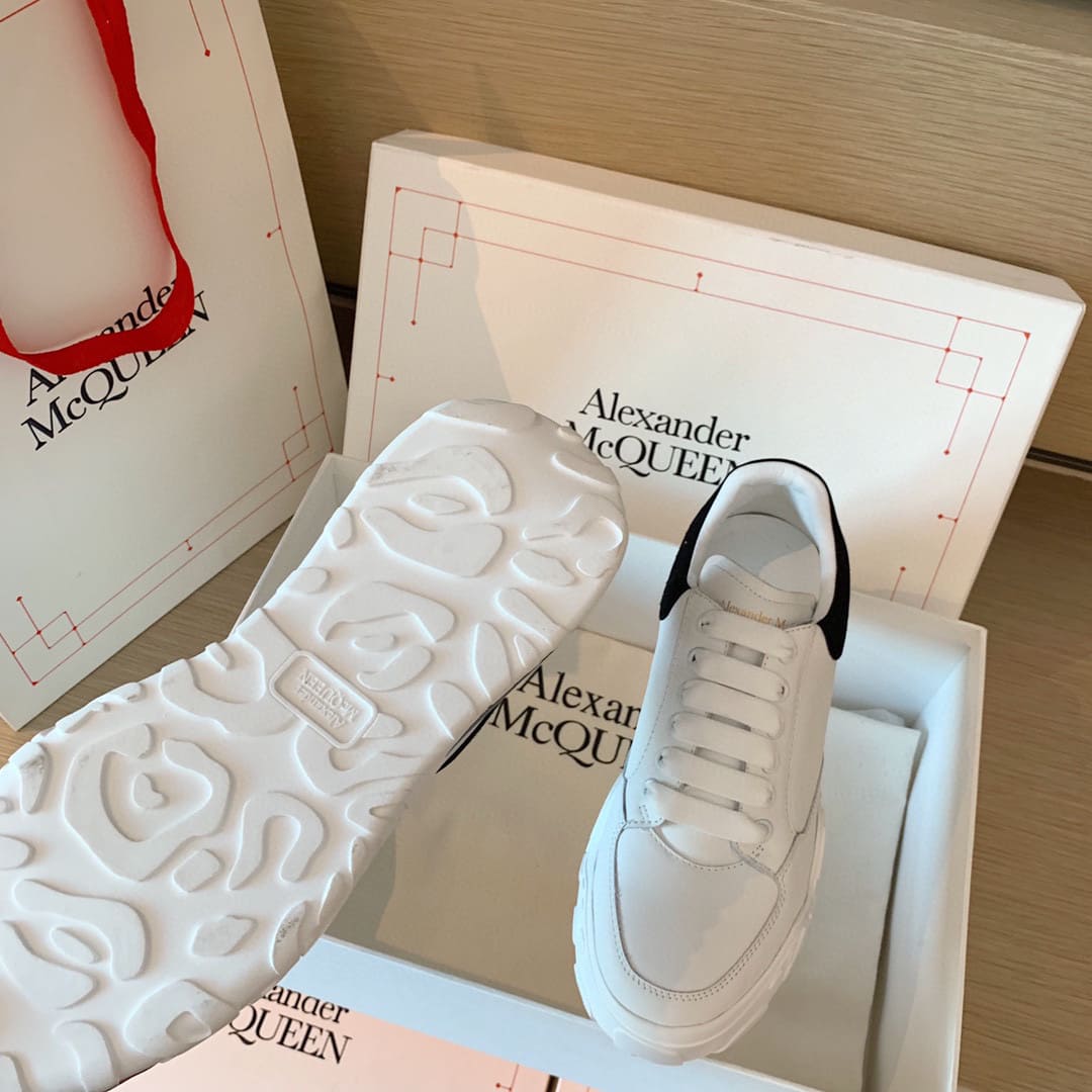GIÀY ALEXANDER MCQUEEN SNEAKERS SHOES AAA UNISEX NAM VÀ NỮ DA BÊ HẢO HẠNG
