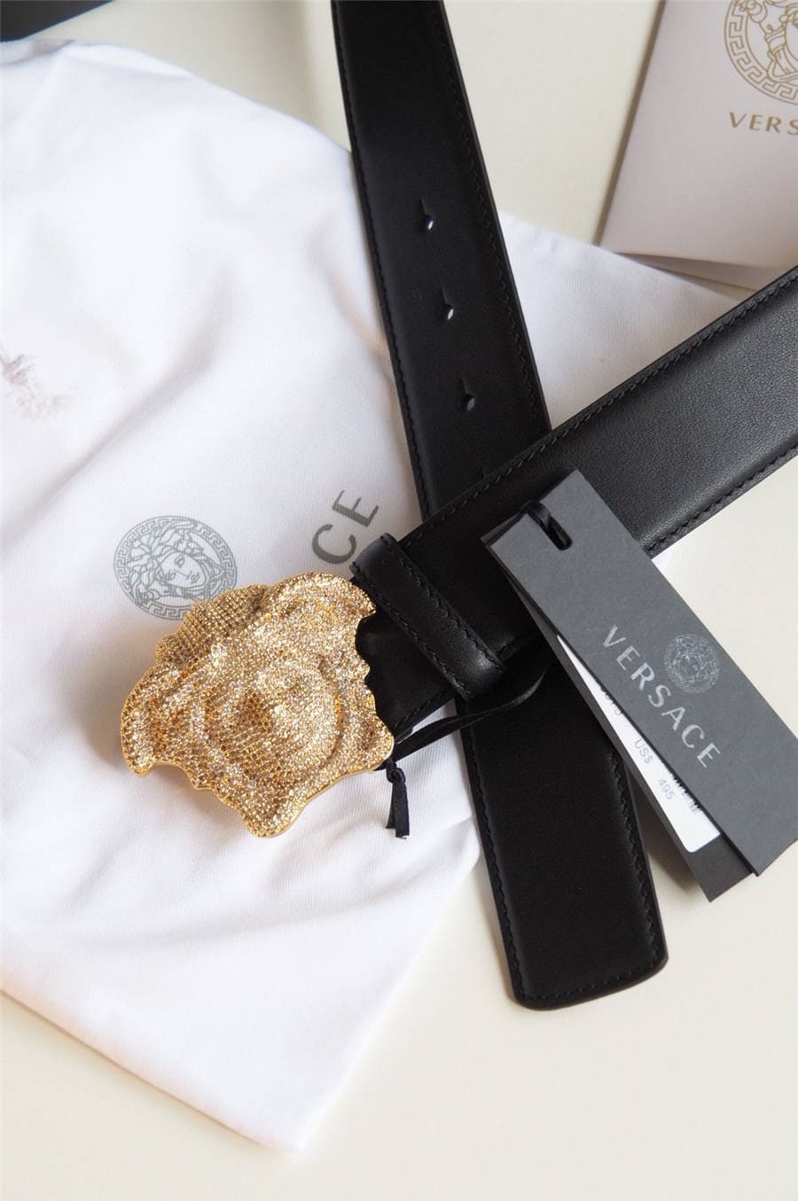 DÂY LƯNG VERSACE MEDUSA HEAD DIAMOND CALFSKIN LEATHER Khóa vàng