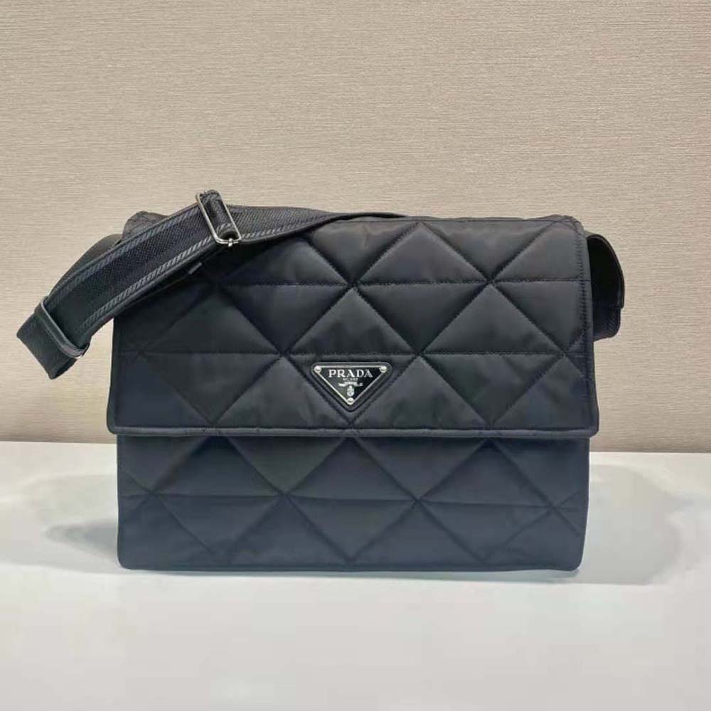 TÚI Prada Women Topstitched Re-Nylon Shoulder Bag-Black