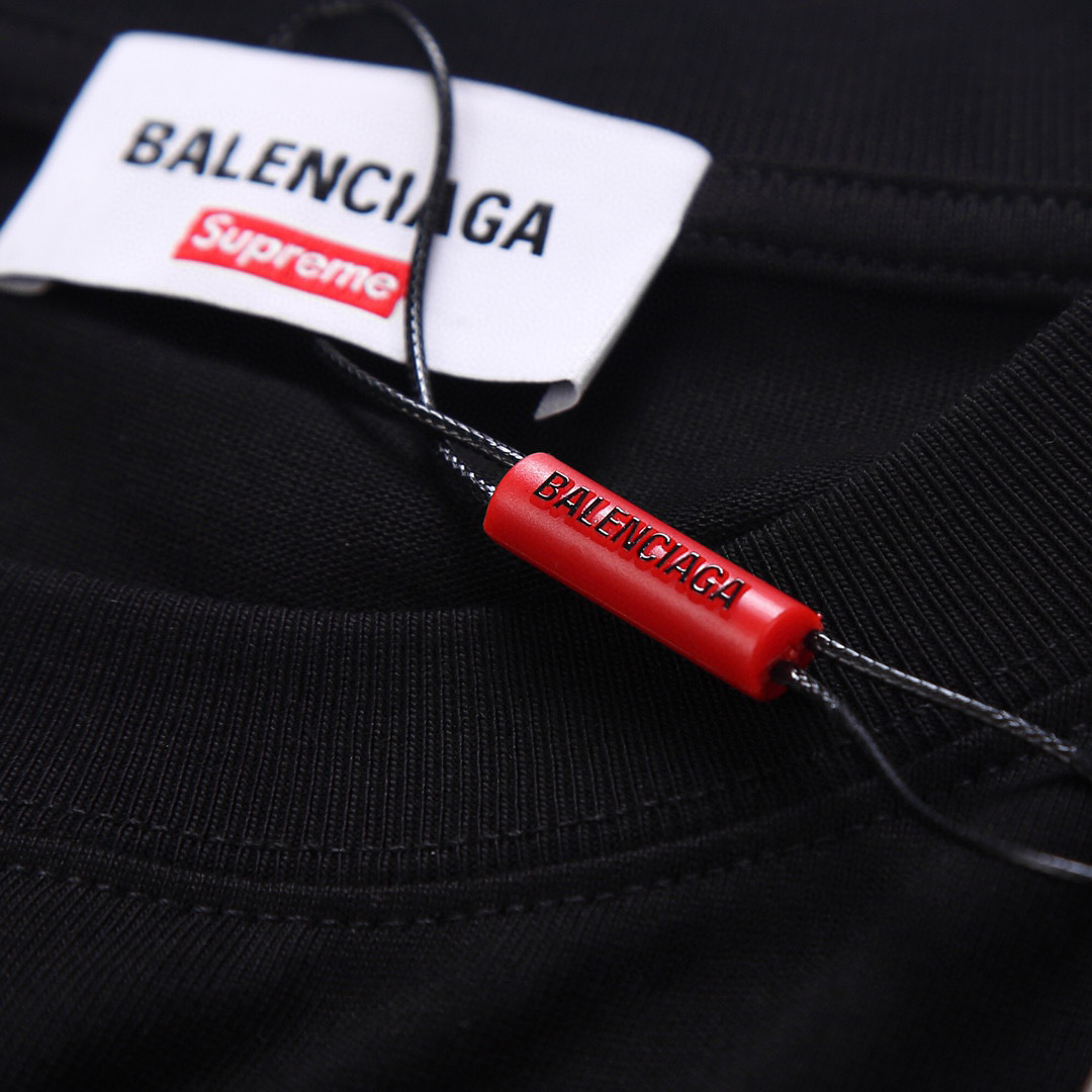 ÁO BALENCIAGA X Supreme print cotton jersey T-shirt