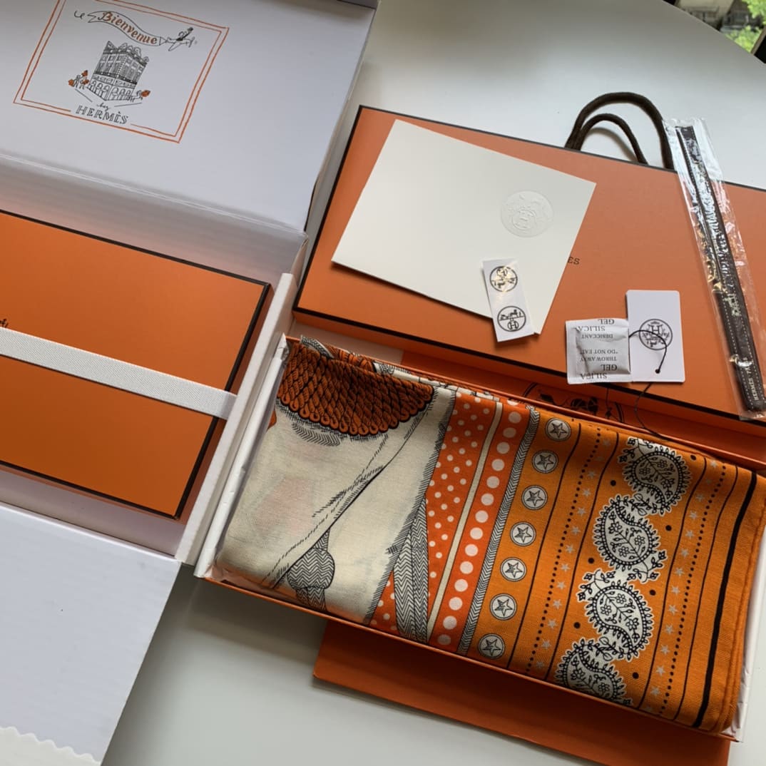 KHĂN HERMES H Family cashmere scarf