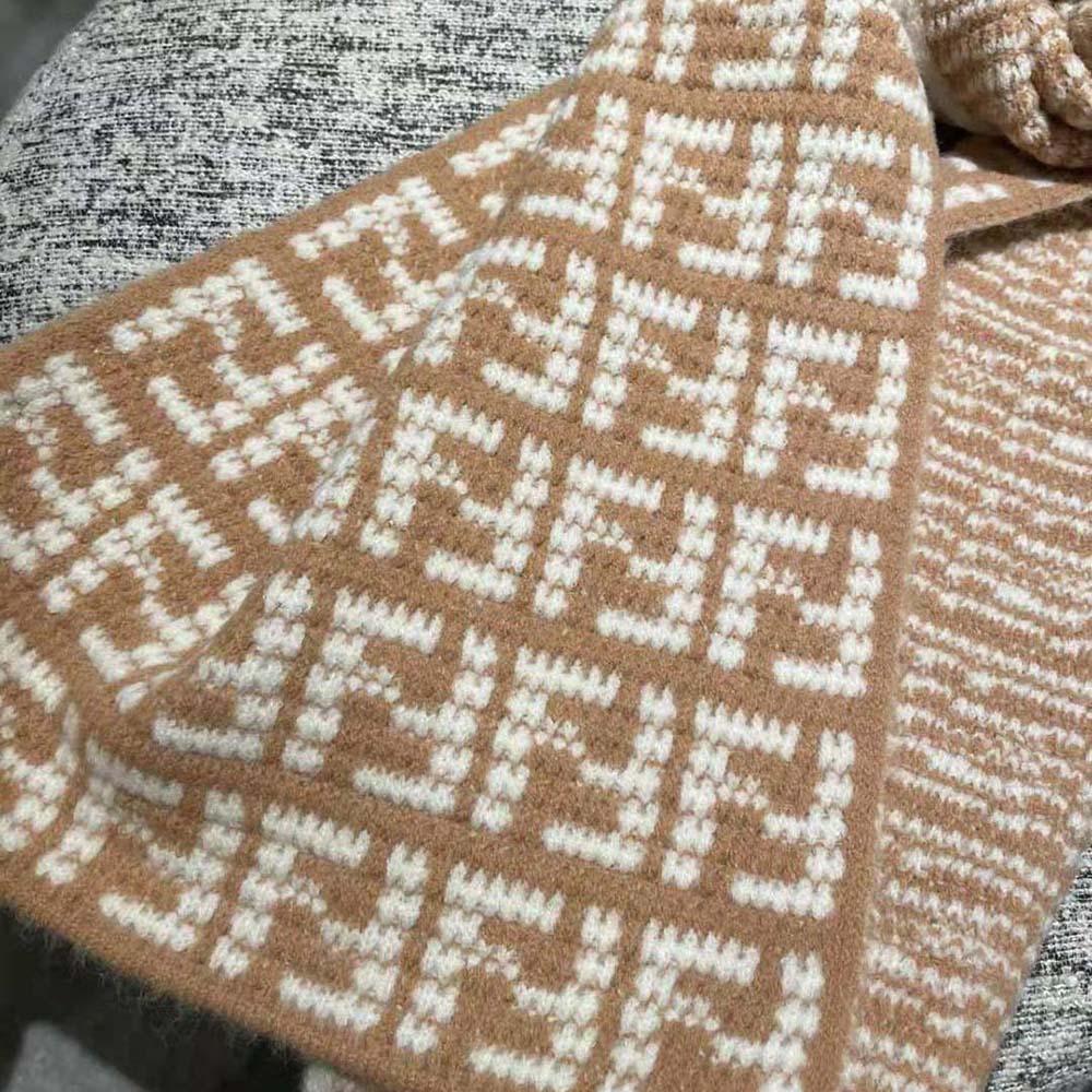 KHĂN Fendi FF Scarf Beige Cashmere Scarf