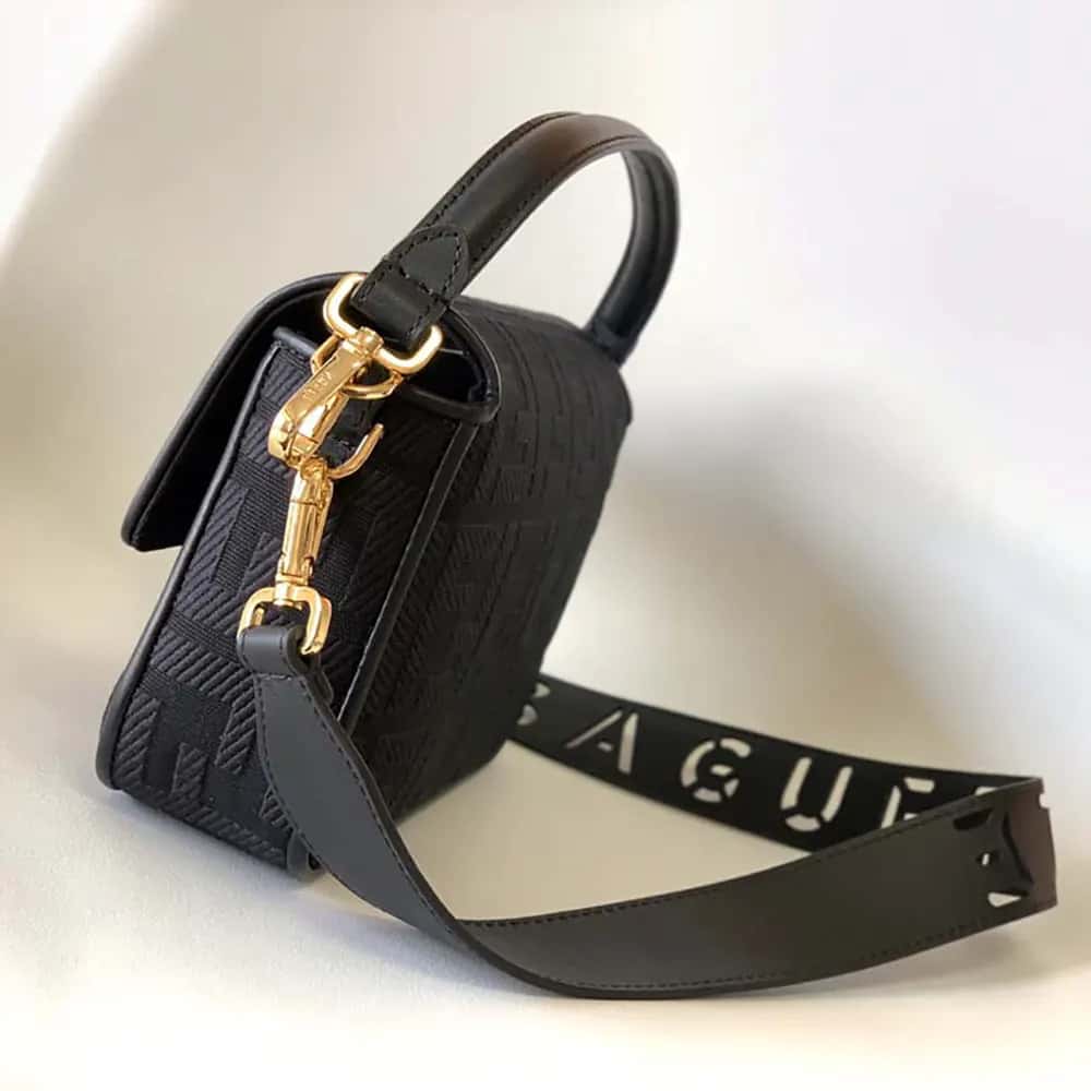 TÚI Fendi Women Baguette Black Denim thêu họa tiết FF