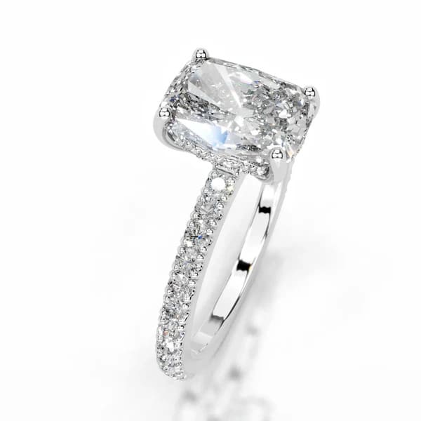 Nhẫn kim cương nhân tạo hình đệm thuôn dài vàng trắng 18K