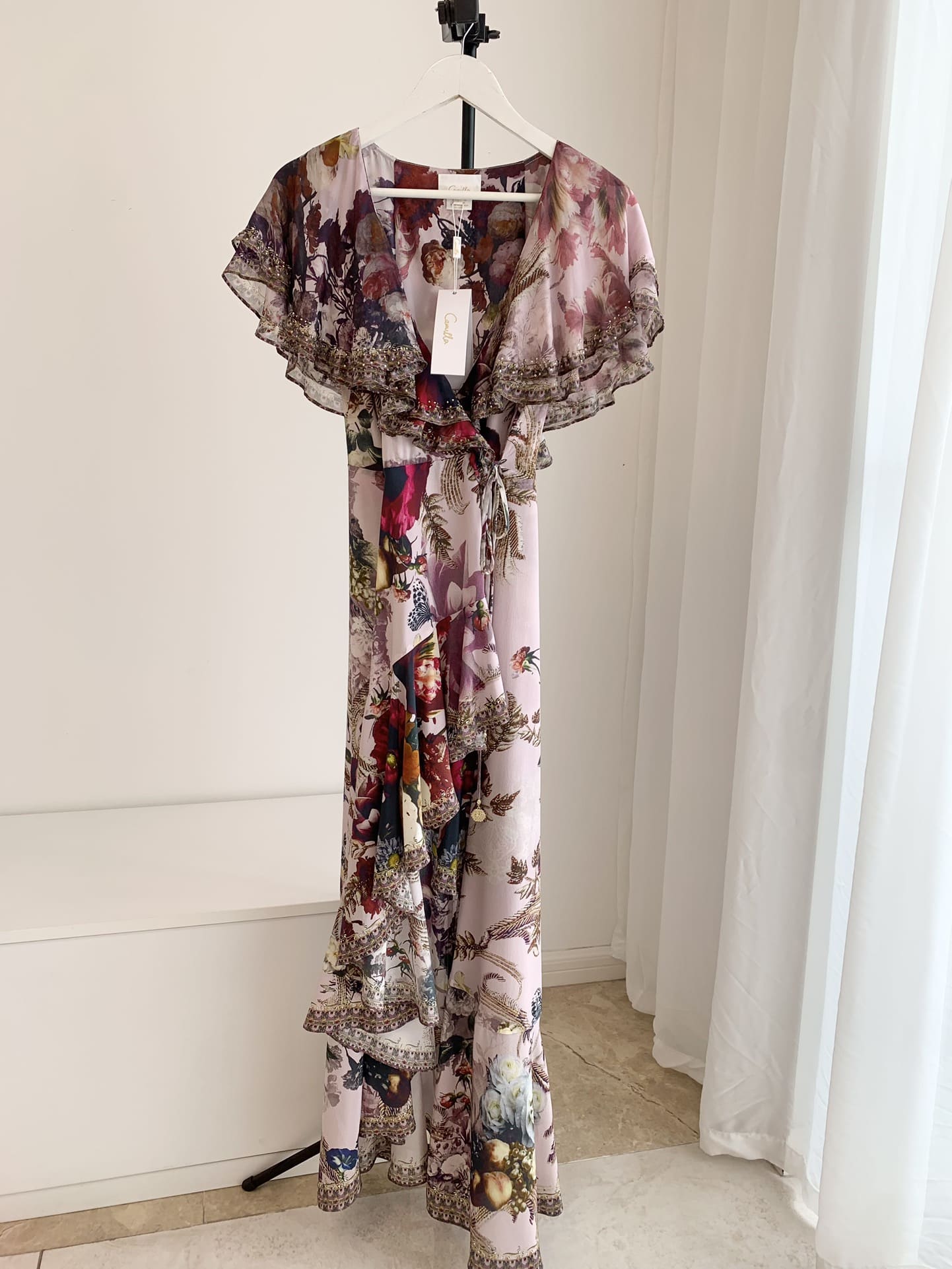 VÁY CAMILLA ROUND NECK Tuxedo Silk Diamond Purple Rose Short Sleeve High Classy