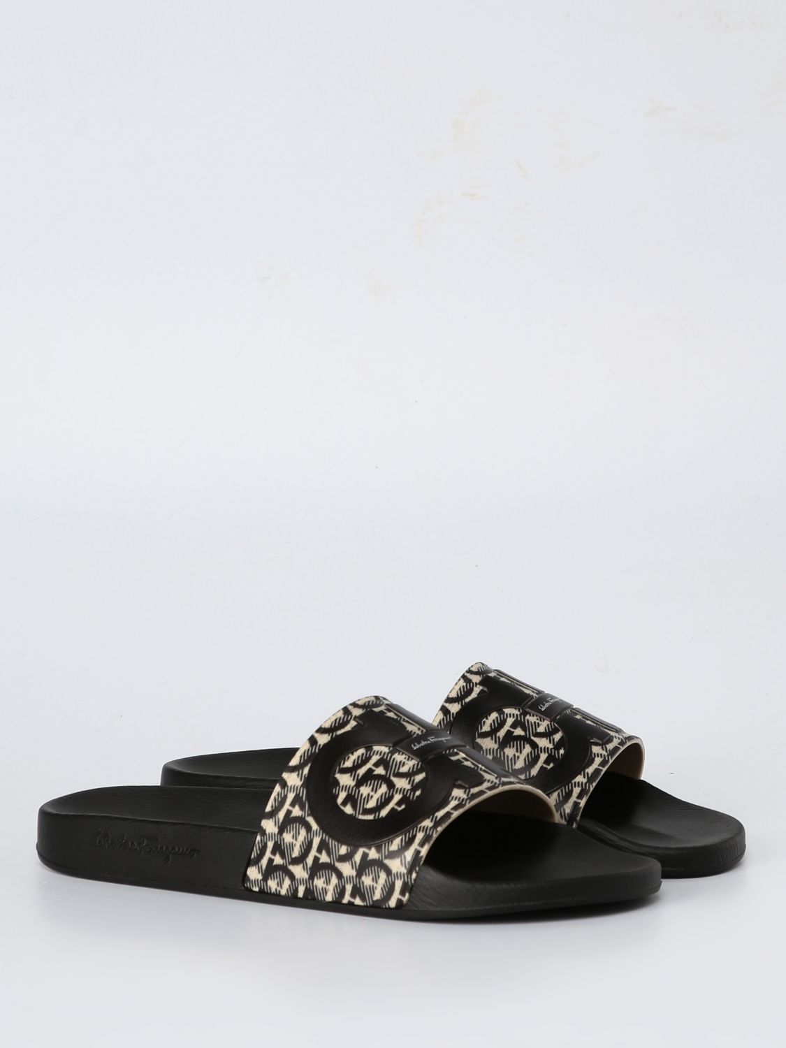 DÉP SALVATORE FERRAGAMO Logo sandals
