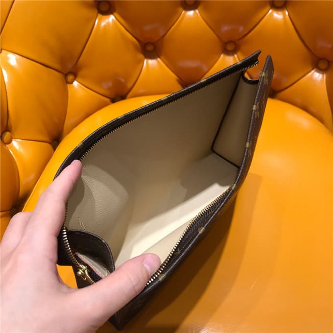 Túi LOUIS VUITTON toiletry pouch 26 unisex