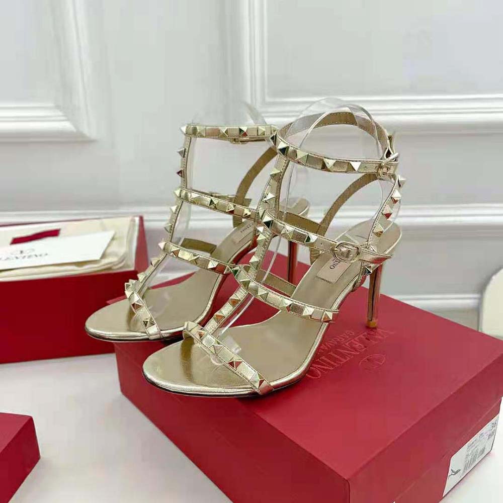 GIÀY Valentino Rockstud Metallic Calfskin Leather Ankle Strap Sandal 100 mm