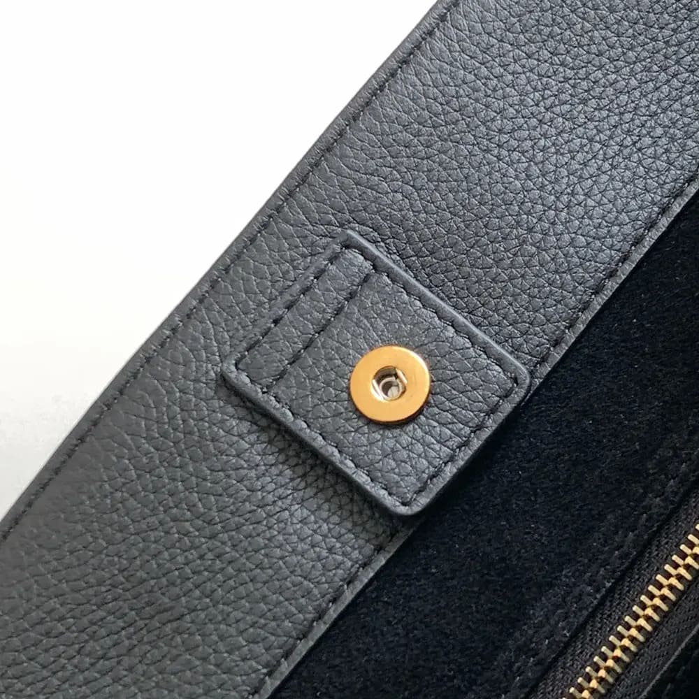 TÚI CELINE Medium Cabas Anaïs Cuir Triomphe bằng da bê hạt - đen