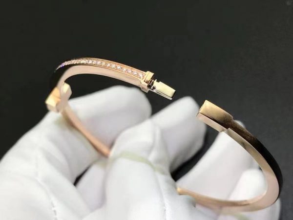 Vòng tay Tiffany & Co T Diamond kim cương vàng hồng 18K