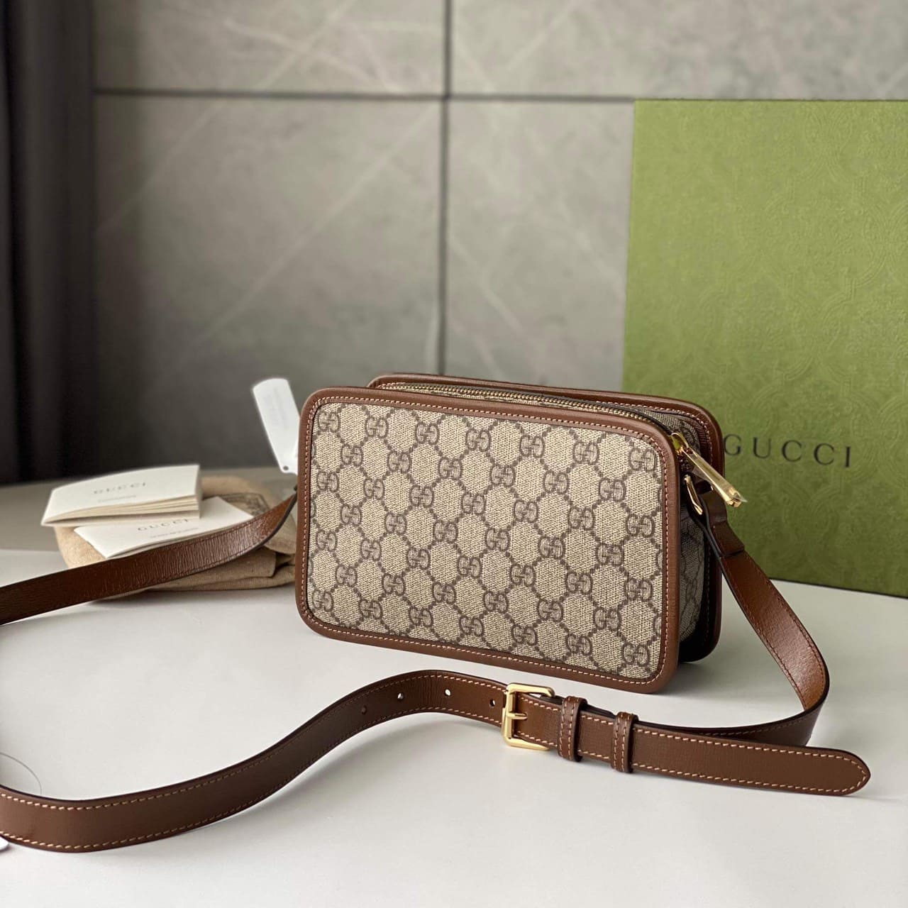 TÚI Gucci GG Interlocking Camera bag unisex Top Quality