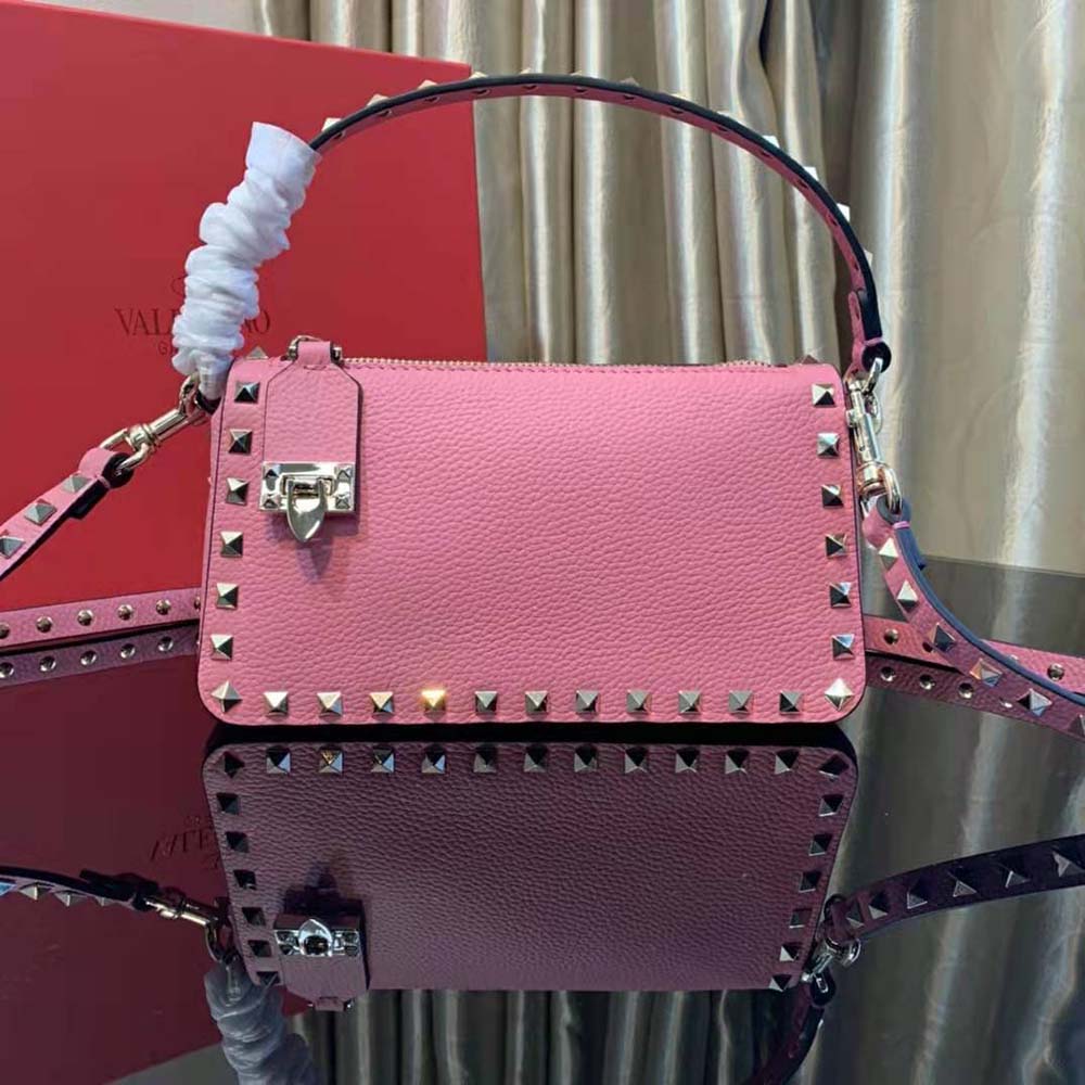 TÚI Valentino Rockstud Grainy Calfskin Crossbody Bag-Pink