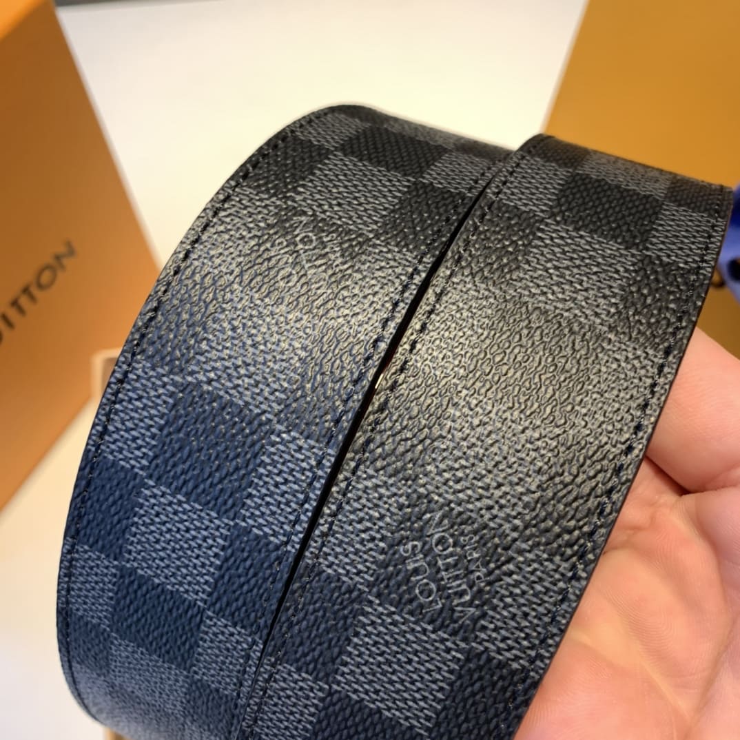 DÂY LƯNG LOUIS VUITTON SQUARE BLACK MONOGRAM Khóa bạc