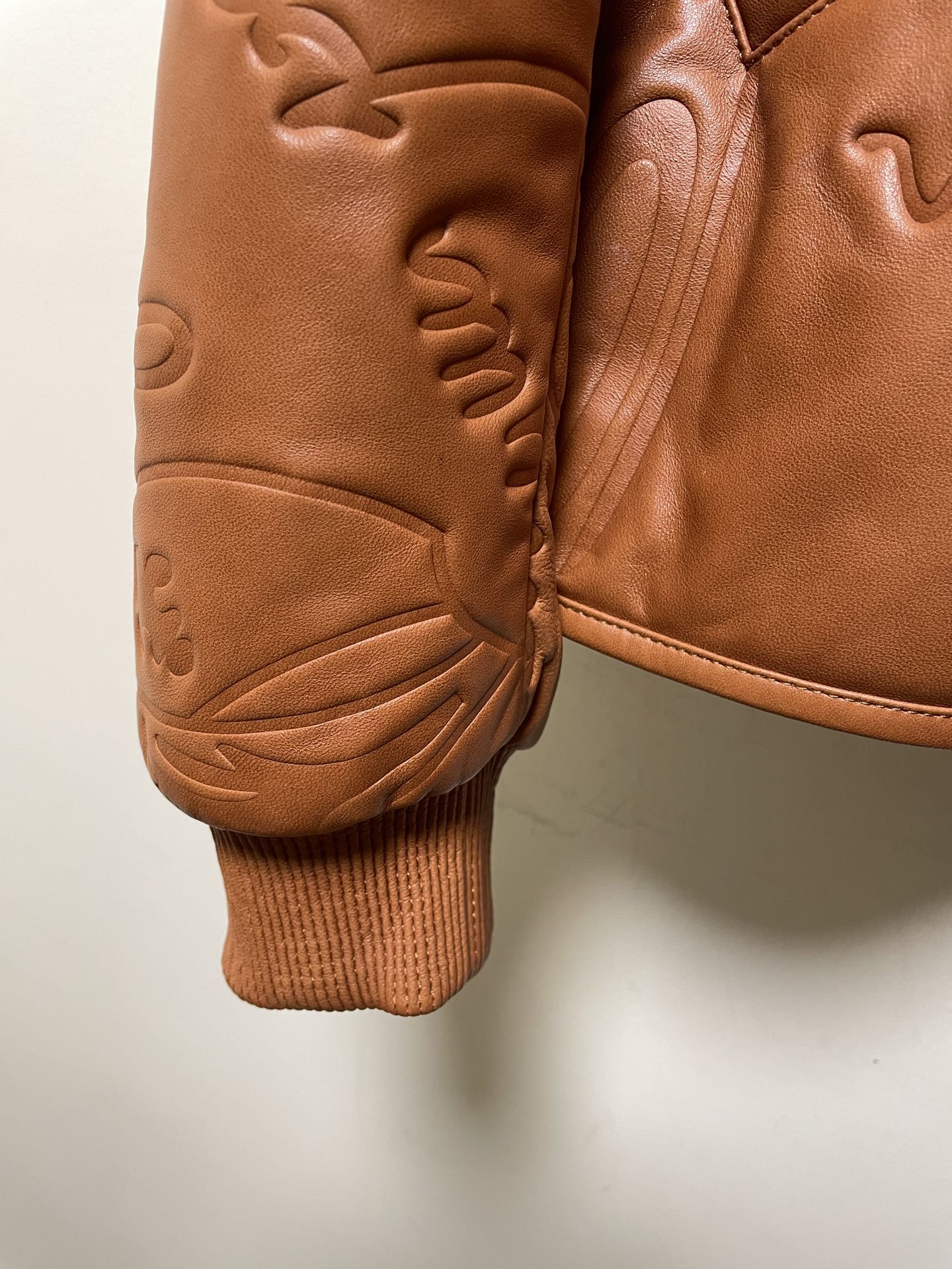 ÁO BERLUTI LEATHER JACKET AMBER
