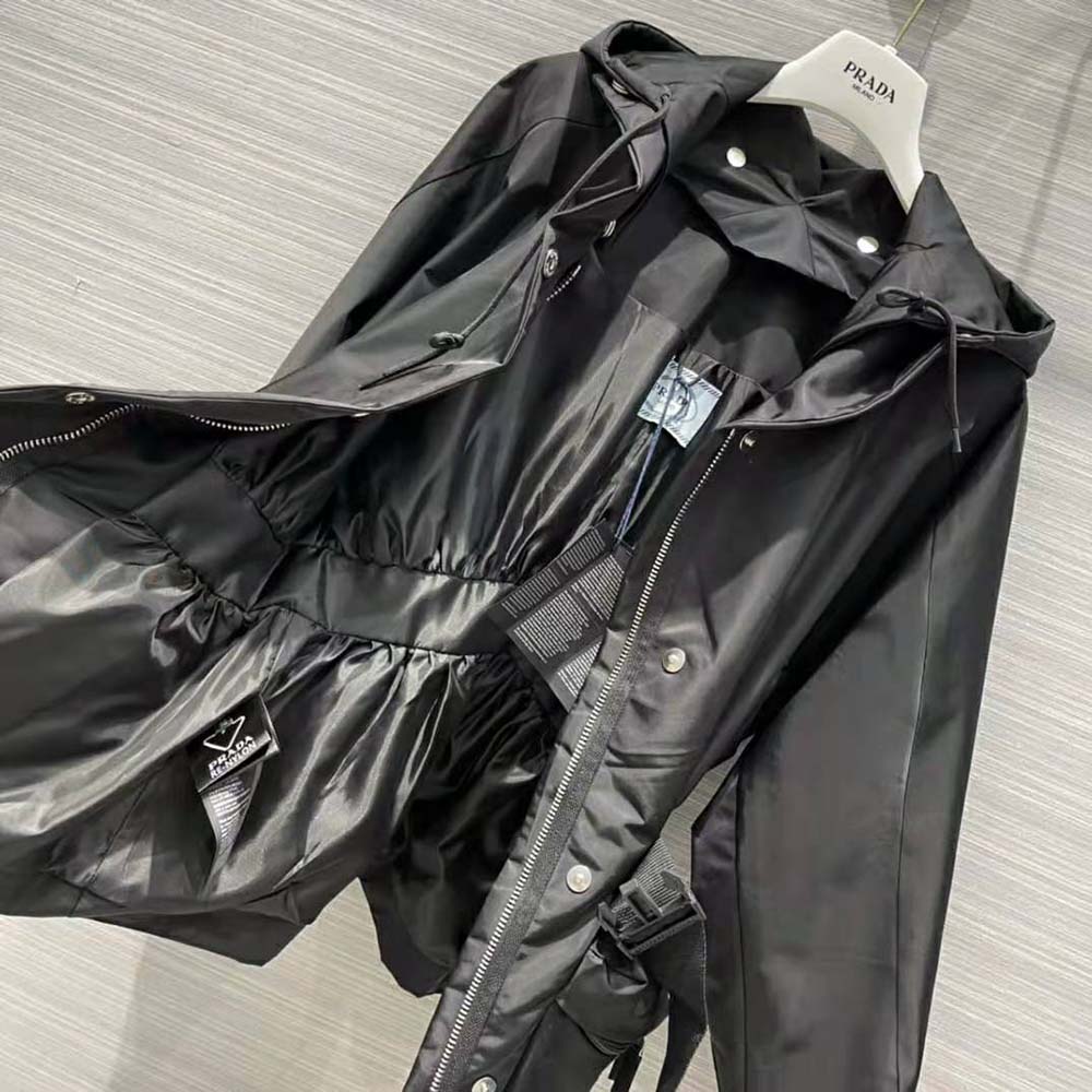 ÁO Prada Women Re-Nylon Gabardine Blouson Jacket-Black