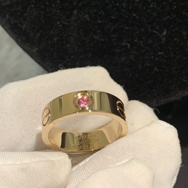 Nhẫn Cartier Love đính đá nhiều màu vàng hồng 18K