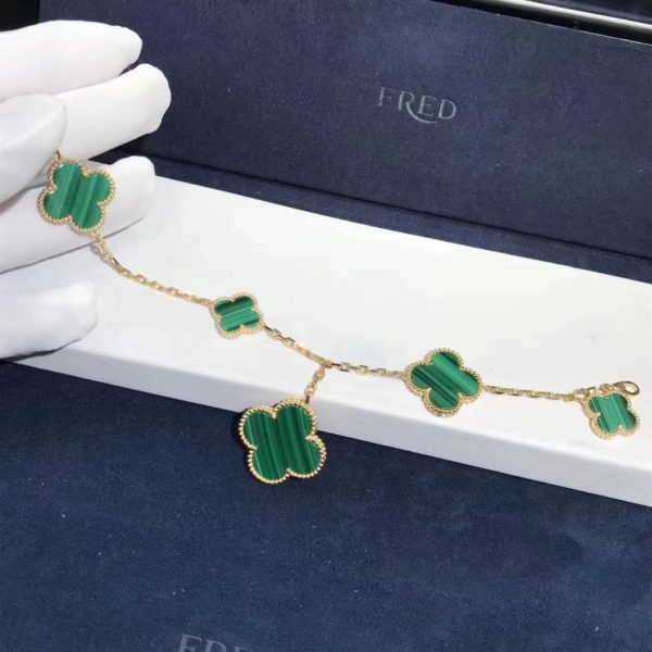 Vòng tay Van Cleef & Arpels Malachite Magic Alhambra 5 Motif vàng hồng 18K