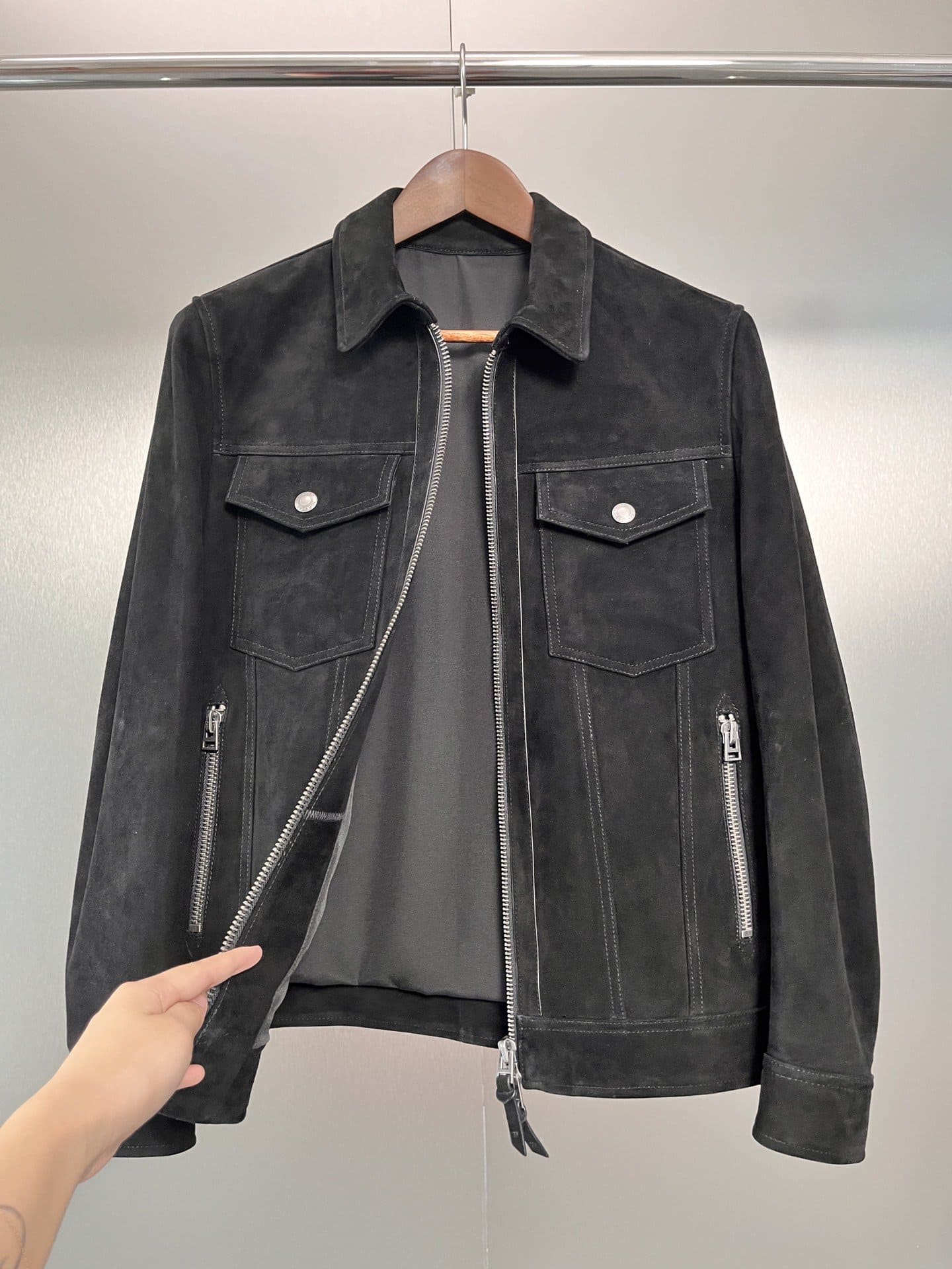 ÁO TOM FORD BLACK SUEDE LEATHER JACKET