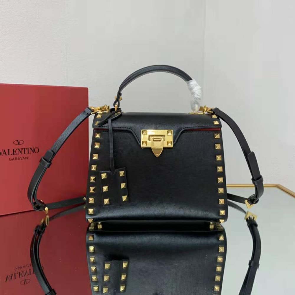 TÚI Valentino Rockstud Alcove Grainy Calfskin Handbag-Black