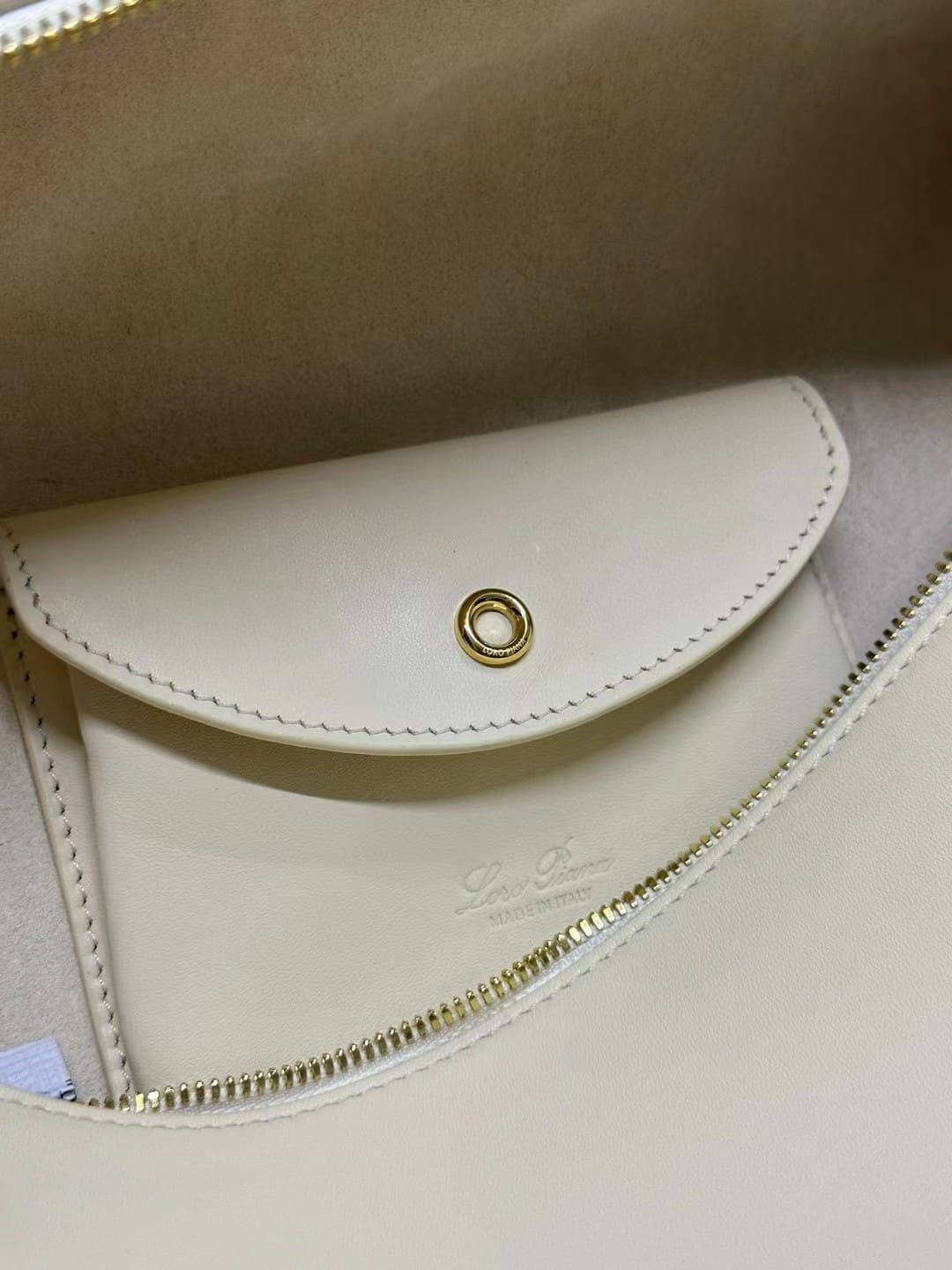 TÚI Loro Piana Women Extra Pocket L27 in Sheepskin Leather white