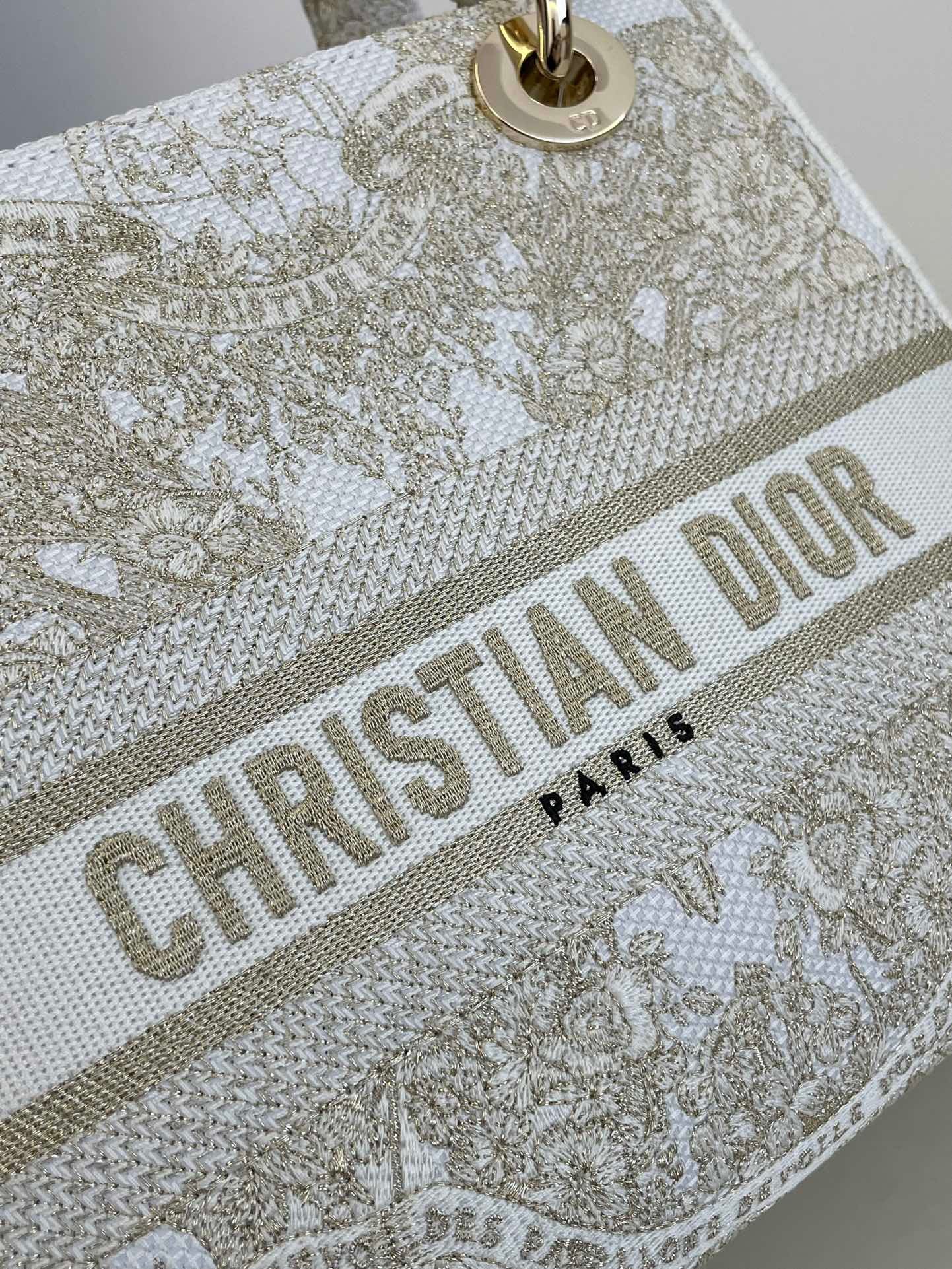 TÚI CHRISTIAN DIOR LADY D-LITE NATURAL EMBROIDERY BAG