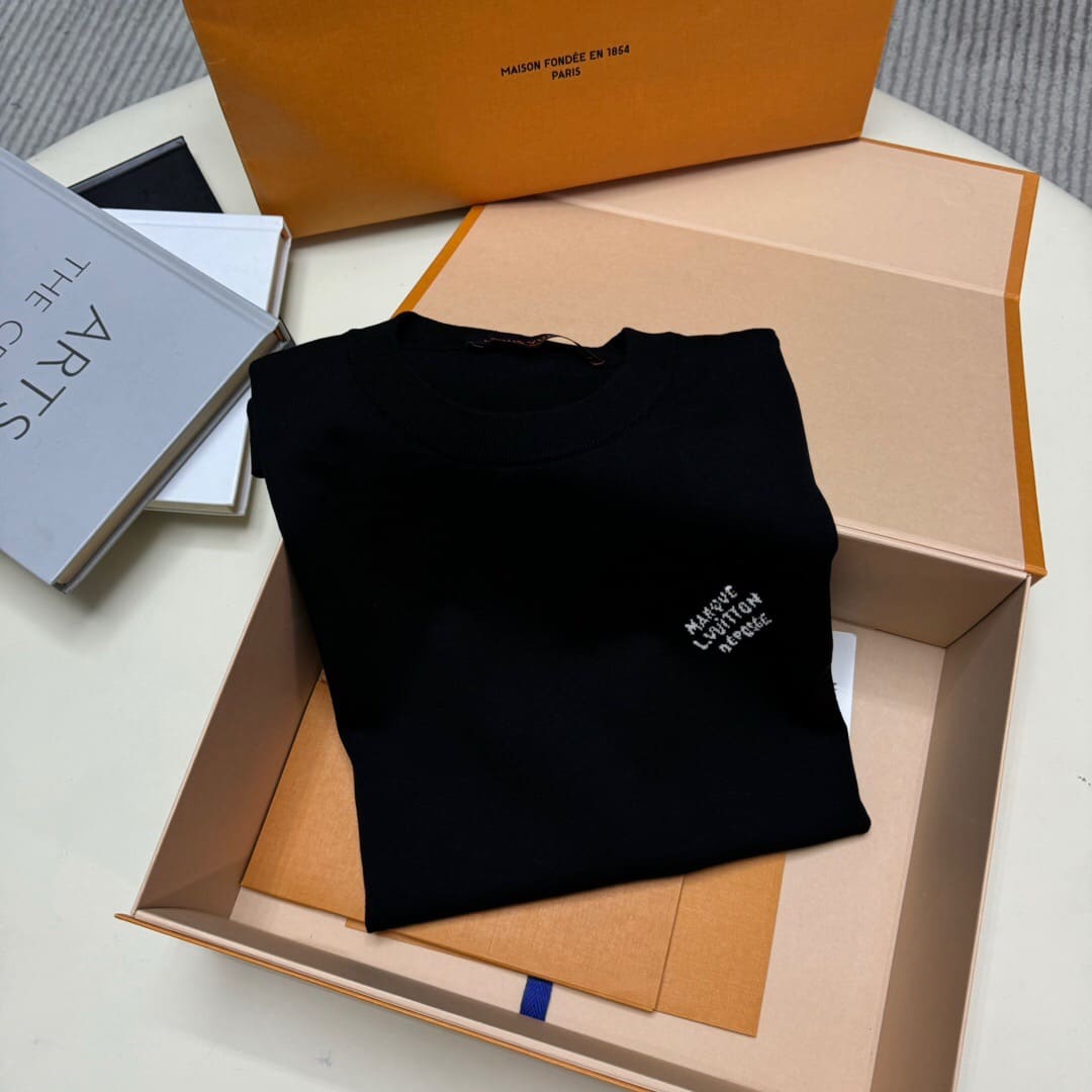 ÁO LOUIS VUITTON T SHIRT MÀU ĐEN UNISEX