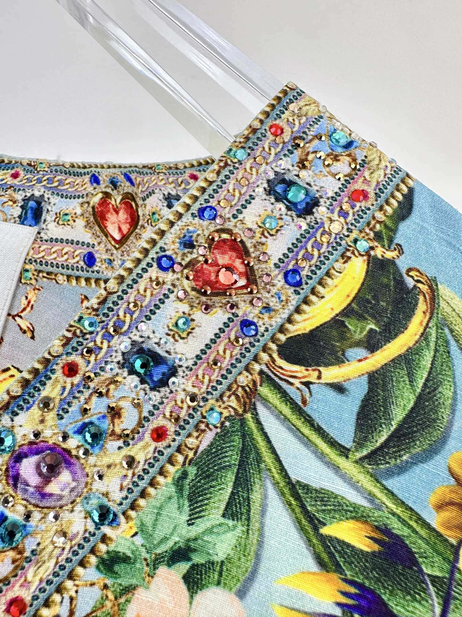 VÁY CAMILLA DISNEY Embellished V-Neck Mid Dress High Classy